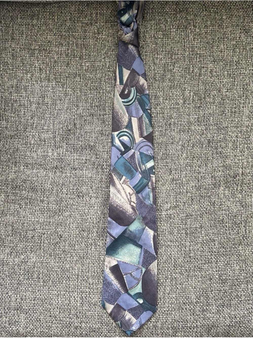 Vintage90s Pierre Balmain Paris 100%Italian Silk Tie Abstract Geometric 55’ 3.5’